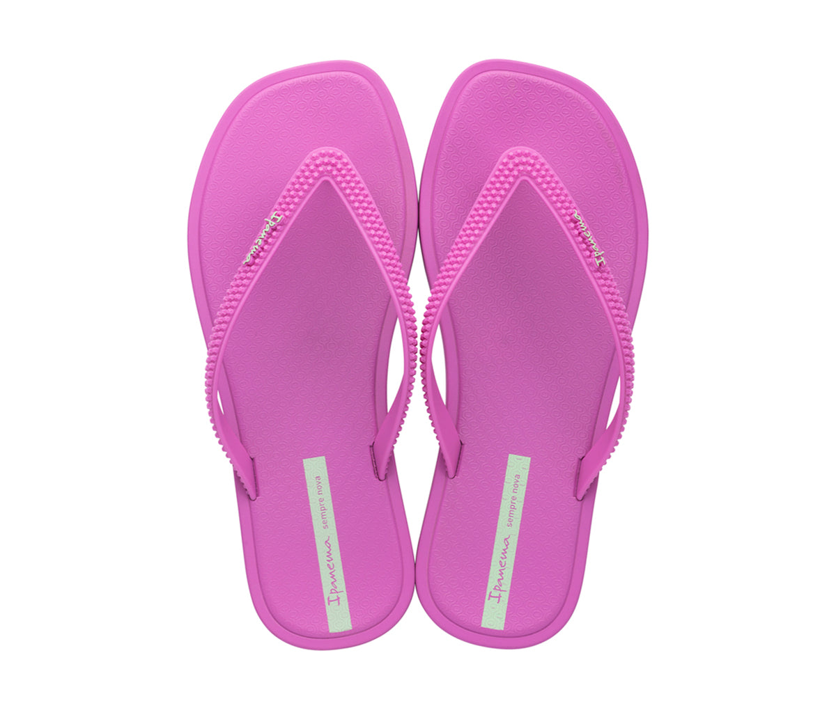 Top view of a pair of purple Ipanema Solar flip flops.