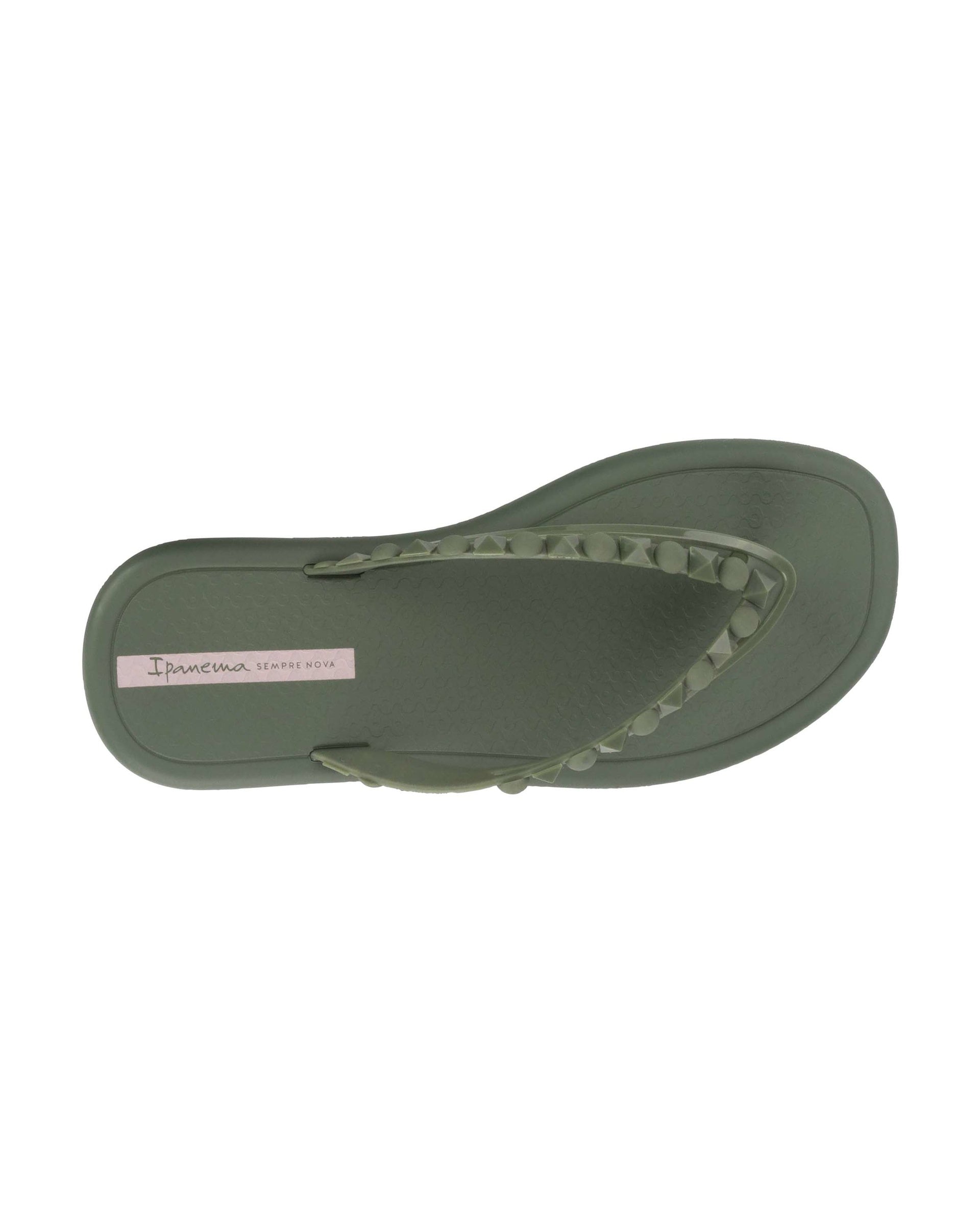 Top view of a green Ipanema Meu Sol women's flip flop with stud details on strap.