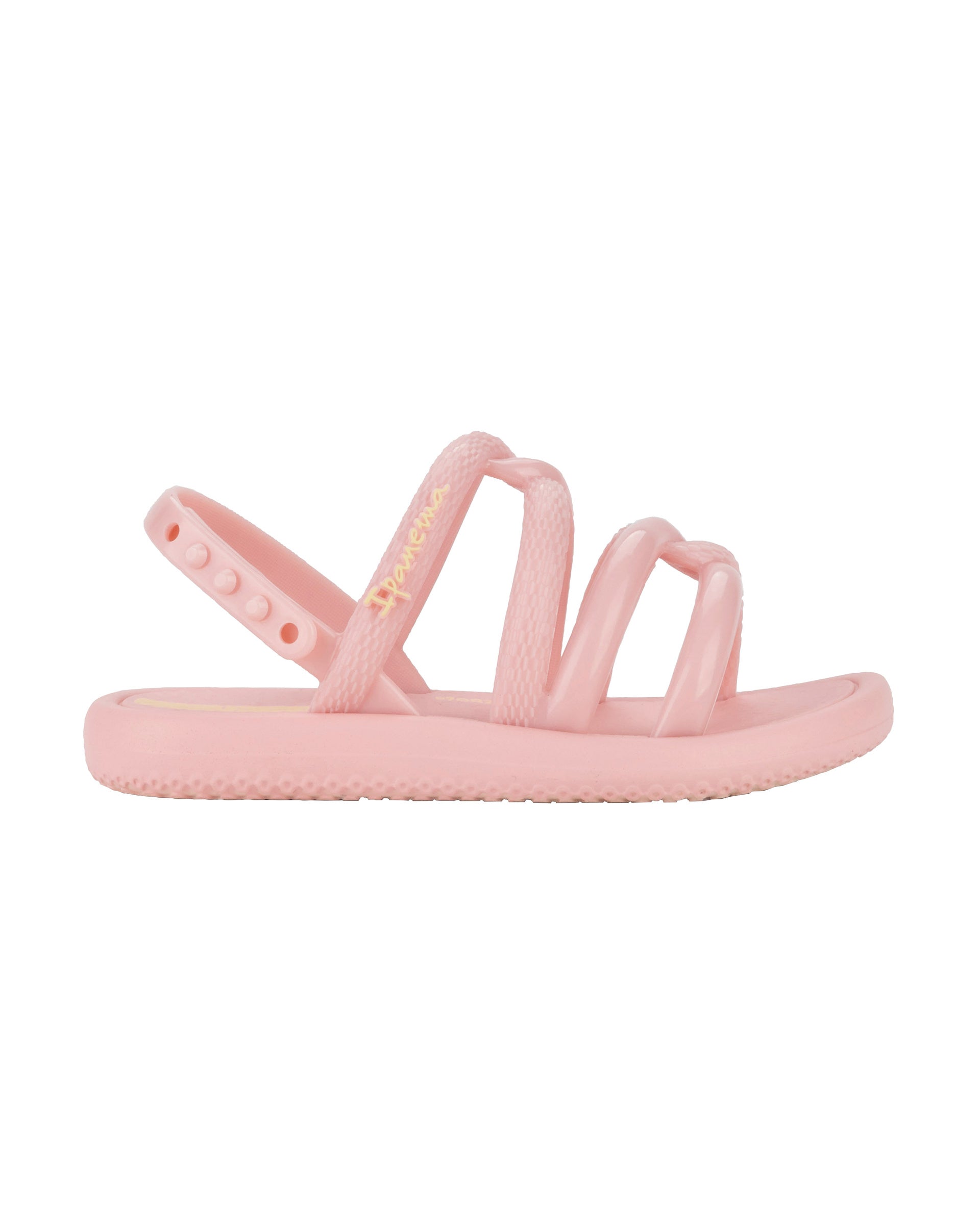 Side view of a light pink baby Ipanema Meu Sol Sandal. 