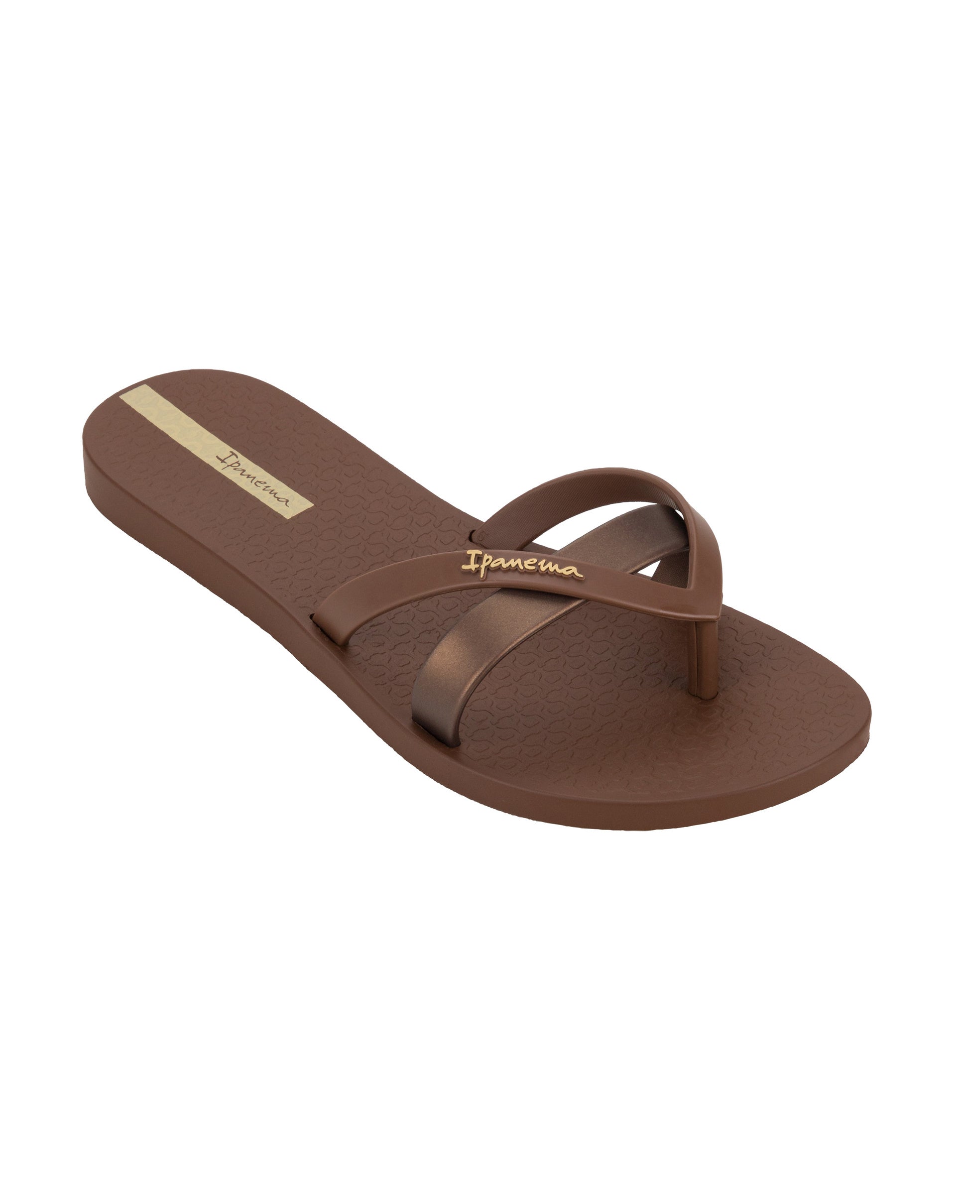 Angled view of a brown Ipanema Kirei women's flip flop.
