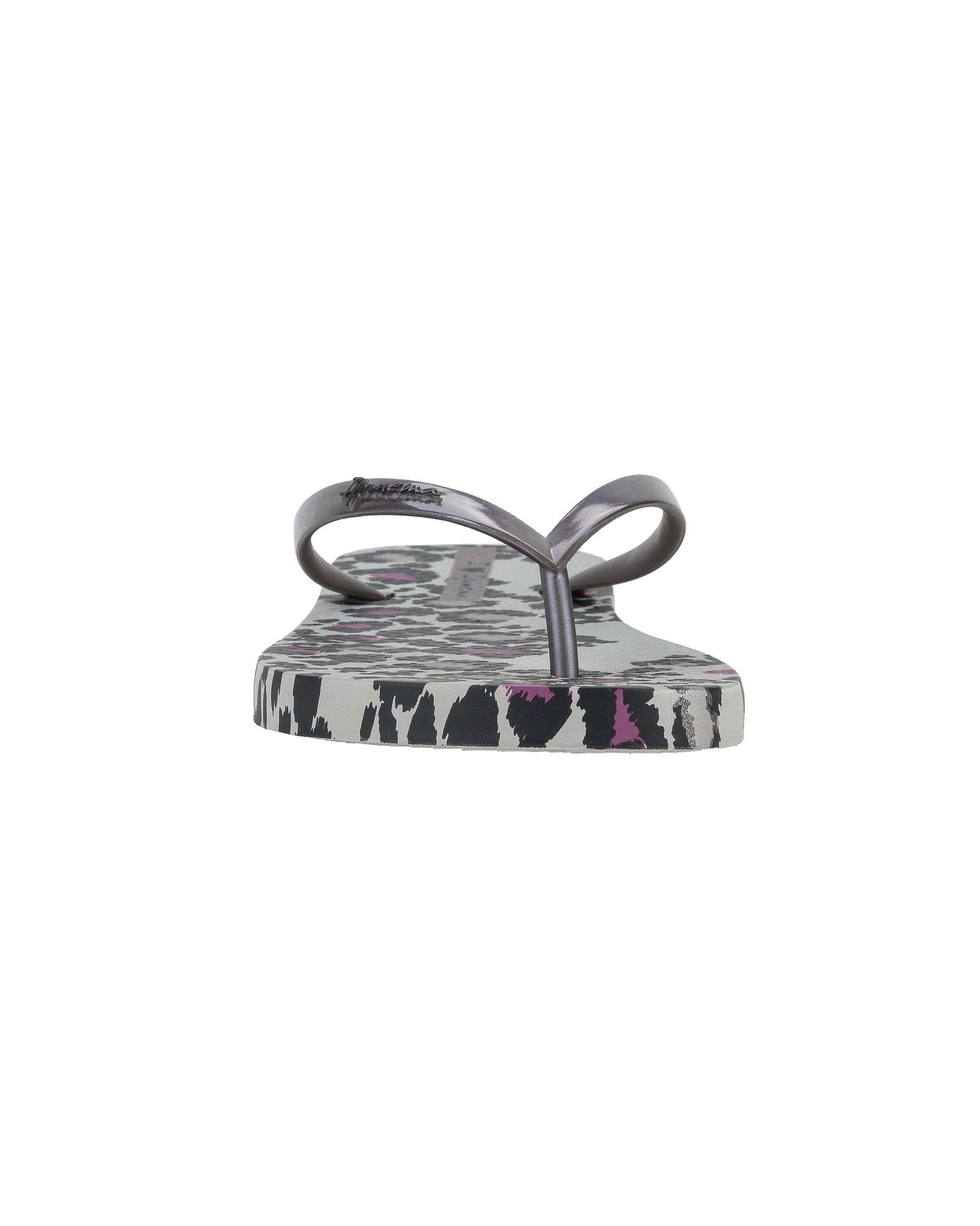 Ipanema Animal Print Grey Silver Flip Flops for Women Size 6