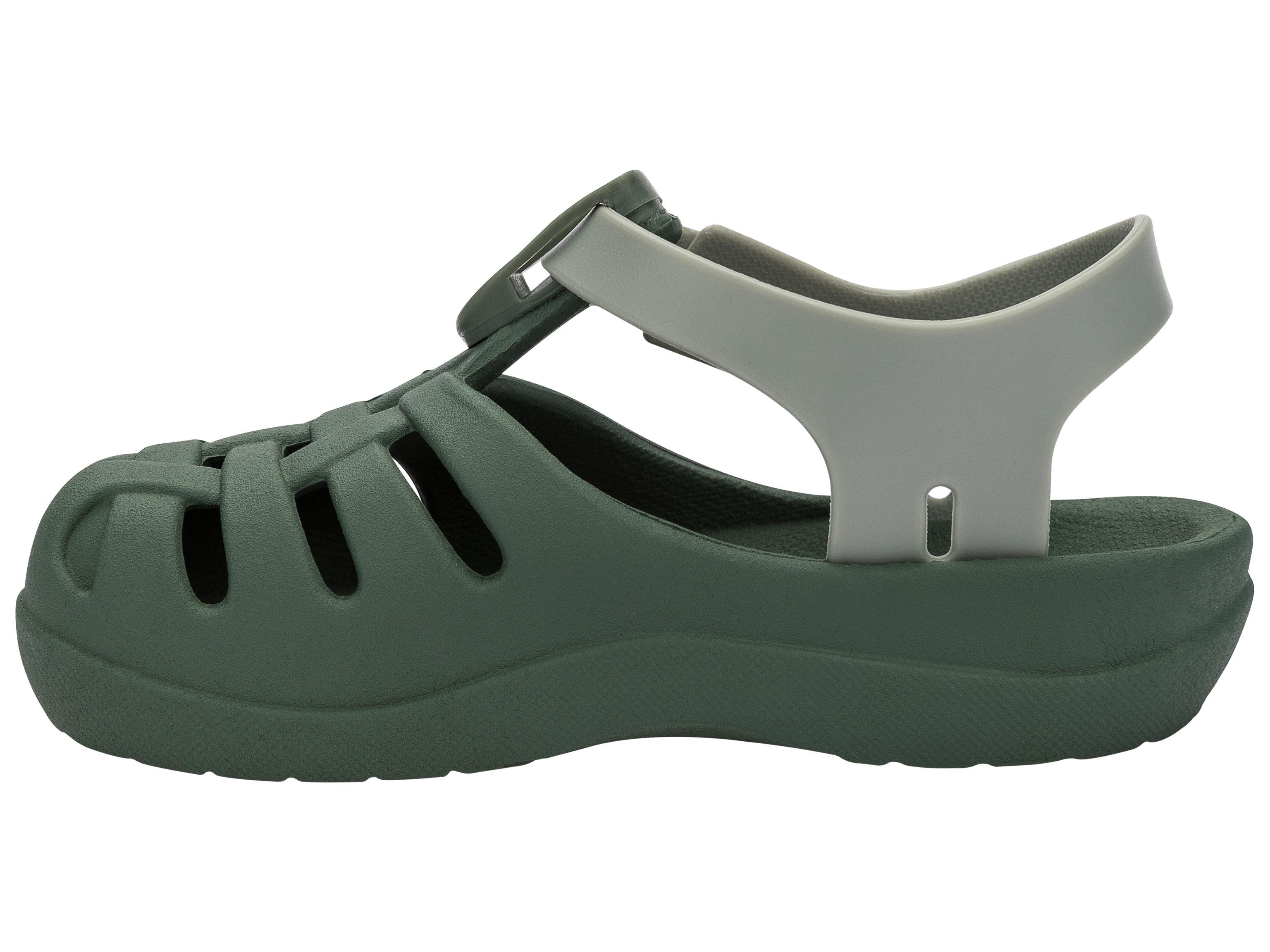 Inner side view of a green Ipanema Summer Basic baby sandal.